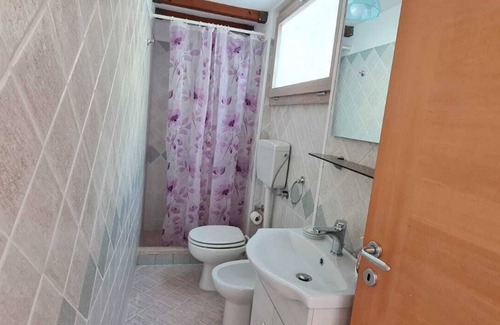 Santa Maria al Bagno House | Idyllic Escape with Private Garden near the Ocean