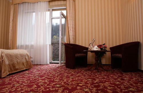 Polyana Resort | Relax at Solva Resort & SPA with Oceanfront Amenities