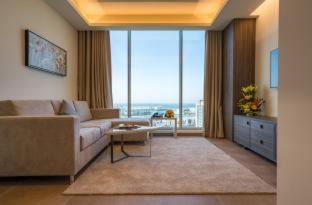 Muharraq Hotel | Elegant Grove Hotel & Conference Centre in Bahrain Awaits