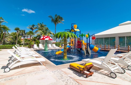 Zona Hotelera Apartment | Ocean View Bliss at Solymar by Casago - Guest Rated 10/10