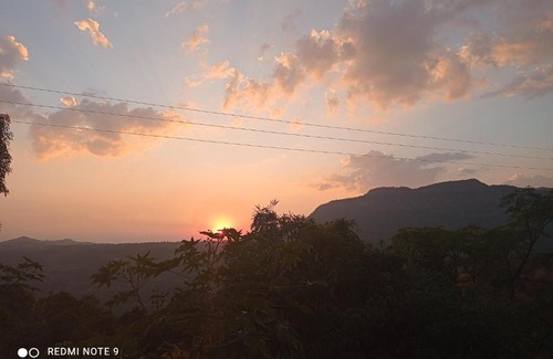 Mahad House | Pet and Child Friendly Stays at Somajai Farm's Lodging