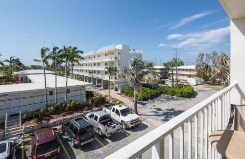 Marathon Apartment | Oceanfront Escape at Sombrero Siesta - Family Friendly Retreat