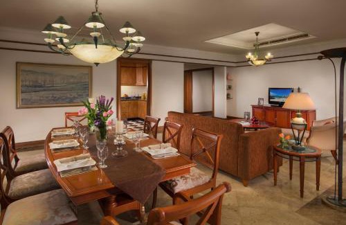 Kuningan Apartment | Pet-Friendly Somerset Grand Citra Jakarta with Ocean Views