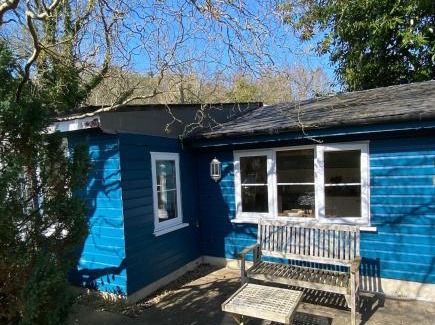 Shoscombe Apartment | Discover Somerset Lodge: Your Secret Hideaway Awaits
