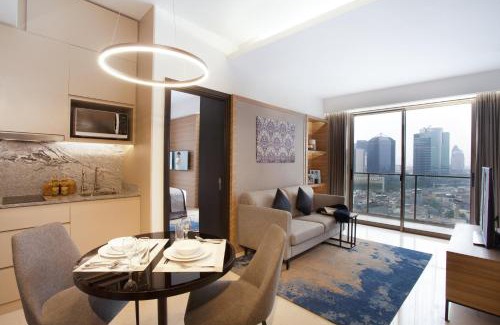 Jakarta Apartment | Elegant Somerset Sudirman Jakarta with Pool & Hot Tub