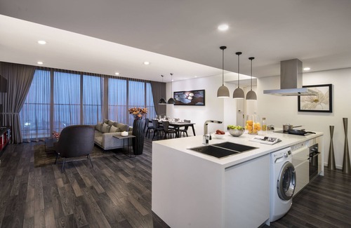 Quang An Apartment | Discover Somerset West Point Hanoi: 4-Star Guest Favorite
