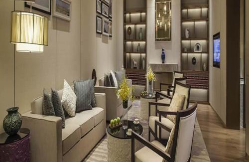 Qiao Kou Apartment | Elegant Somerset Wusheng Wuhan with Hot Tub & Kitchen