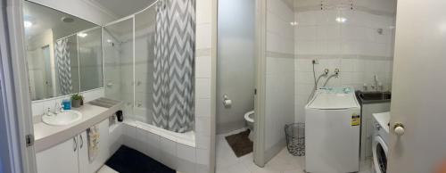 Somerville Apartment | Family-Friendly Stay at Somerville Apartment – 7.9/10 Rated