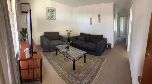 Somerville Apartment | Family-Friendly Stay at Somerville Apartment – 7.9/10 Rated