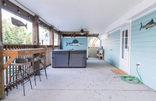 Colington House | Beachside Retreat: Dog-Friendly with Private Pool & Hot Tub