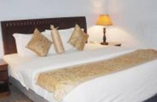 Port Harcourt Cabin | Relaxing Room at Somitel Hotels and Resort with Pool & Hot Tub
