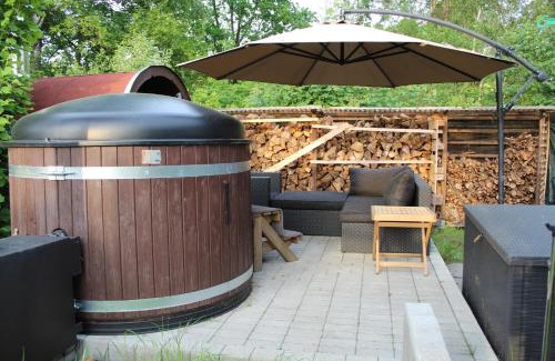 Hartmannsdorf House | Relaxing Sommerhaus Retreat for Stressed Travelers