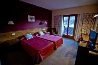 Benasque Hotel | Relax at SOMMOS Hotel Benasque Spa with Pool & Hot Tub