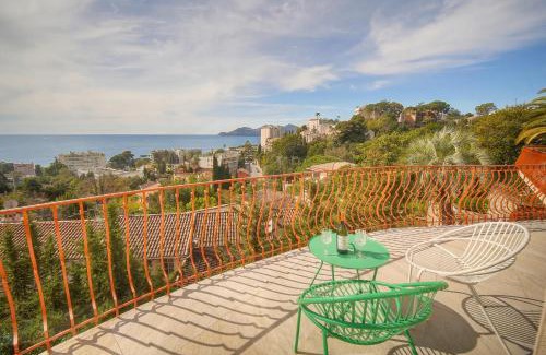 La Croix des Gardes Apartment | Somptueux 3 chambres vue MER- TERRASSE-PARKING A3B132