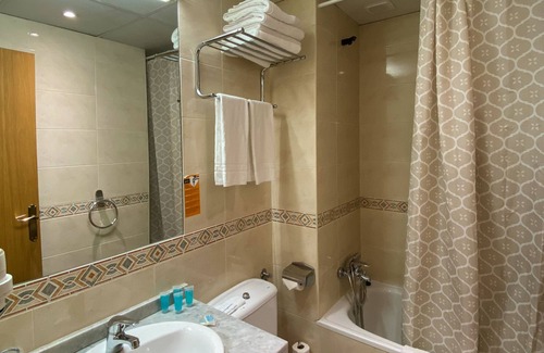 Incles Hotel | Discover Somriu Hotel Vall Ski: Family-Friendly Getaway