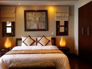 Son Tra Resort | Relax at Son Tra Resort & Spa Danang: Beachfront Bliss