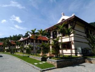 Son Tra Resort | Relax at Son Tra Resort & Spa Danang: Beachfront Bliss