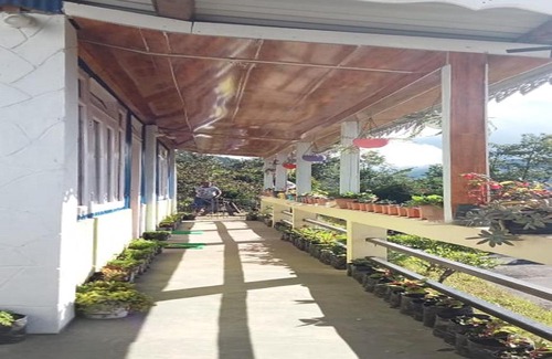 Lebong and Mineral Spring Tea Garden House | Family-Friendly Retreat at Sona Homestay by StayApart