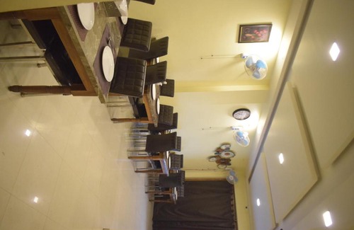 Dumka Hotel | Discover SONA HOTEL in Dumka: Family-Friendly with Breakfast