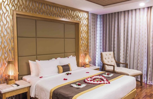 Phan Thiet Resort | Relax at Sonata Resort & Spa with Pool and Spa Amenities