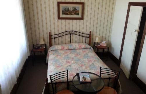 Wallaroo Hotel | Cozy Sonbern Lodge Motel with Ocean View & Family Amenities