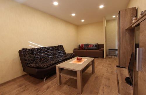 Siauliai Apartment | Pet-Friendly Sondeckio Apartment with Top Guest Ratings