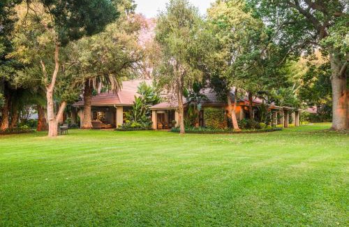 Bela-Bela Resort | Relaxing Getaway at Sondela Nature Reserve & Spa Country House