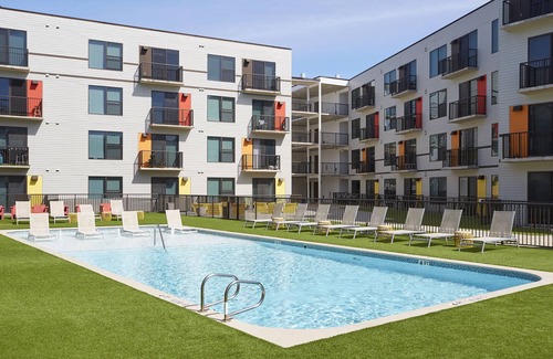 Midtown Apartment | Sonder at Mid Main Lofts