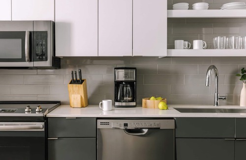 Hillsboro Village Apartment | Relaxing One-Bedroom Apartment at Sonder Village 21