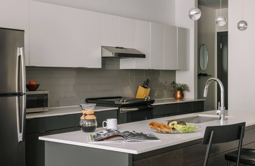 Hillsboro Village Apartment | Modern Two-Bedroom Apartment with Balcony at Sonder Village 21