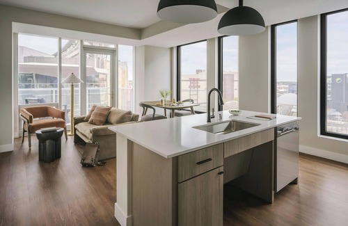 Warehouse District Apartment | Experience Sonder at North Loop Green: Rated 9.6/10!