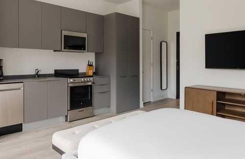 Truxton Circle Apartment | Sonder Vicino | Studio Apartment