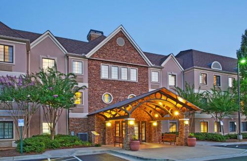 Alpharetta Hotel | Family-Friendly Sonesta ES Suites in Alpharetta Avalon