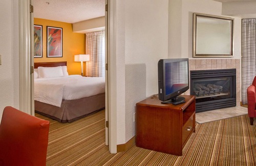 Barracks Road Hotel | Discover Sonesta ES Suites: Family-Friendly & Eco-Conscious