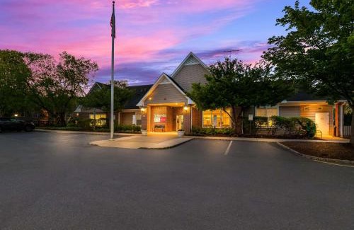Mount Tabor Hotel | Pet-Friendly Getaway at Sonesta ES Suites Parsippany