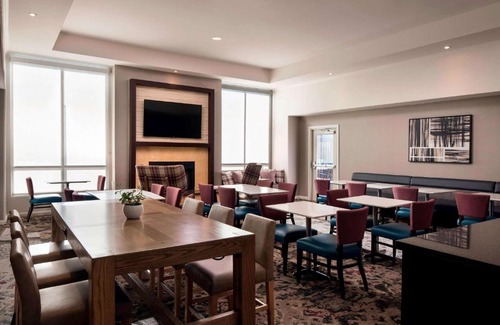South Scottsdale Hotel | Discover Sonesta ES Suites Scottsdale with Pool & Ocean View