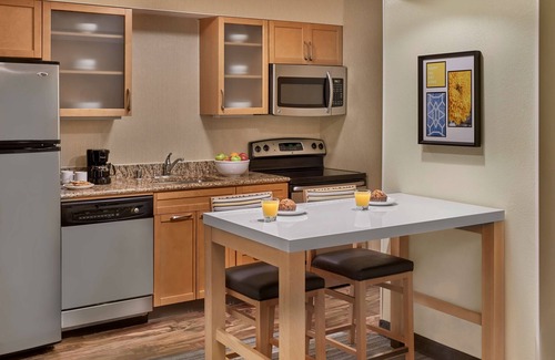 Christiana Hotel | Discover Comfort at Sonesta ES Suites Wilmington - Newark