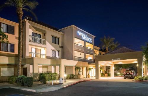 Chandler Hotel | Discover Sonesta Select Phoenix Chandler: Pet Friendly & Pool