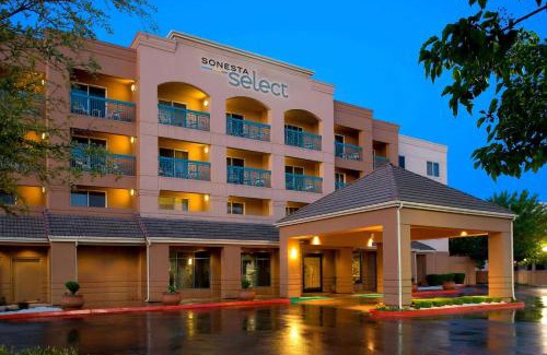 Pleasant Hill Hotel | Pet-Friendly Sonesta Select Pleasant Hill with Great Amenities