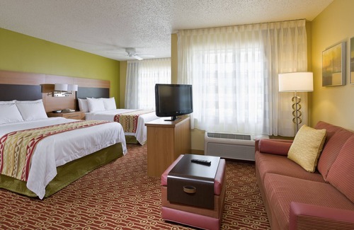US 290 Hotel | Inviting TownePlace Suites Houston Brookhollow with Kitchen