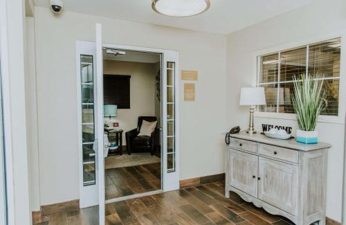 Richfield Hotel | Pet-Friendly Stay at Sonesta Simply Suites Minneapolis