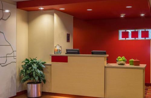 Shea Business Park Hotel | Discover Sonesta Simply Suites in Scottsdale, Pet Friendly!
