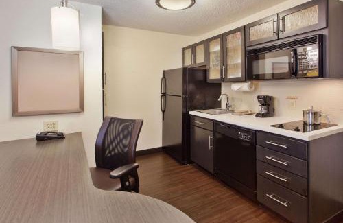Mount Laurel Hotel | Comfortable Stay at Sonesta Simply Suites Mount Laurel