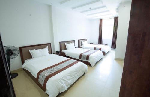 Lao Cai Hotel | Discover Comfort at Song Hong View Hotel with Hot Tub Access