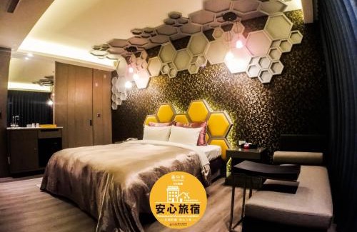 Dali Hotel | Budget-Friendly Song Xia Motel with Breakfast & Family Amenities