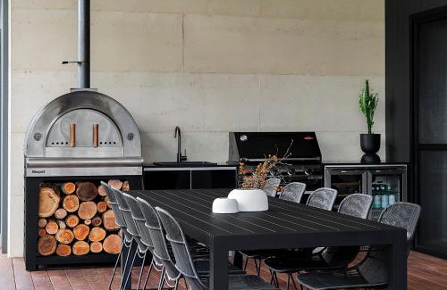 Yallingup House | Discover Songbird: Oceanfront Getaway in Yallingup