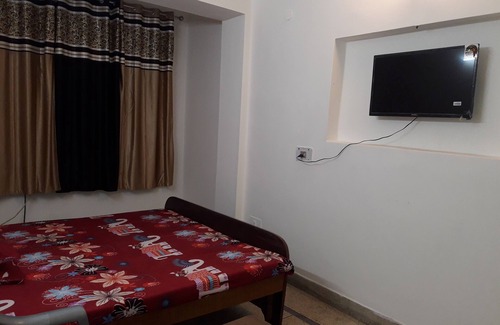 Amritsar House | Cozy Soni Guest House: Your Ideal Stay Awaits