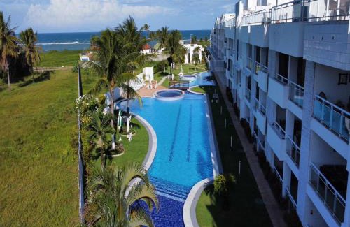 Barra de Tabatinga Apartment | Oceanfront Sonia Flats Tabatinga with Pool & Hot Tub