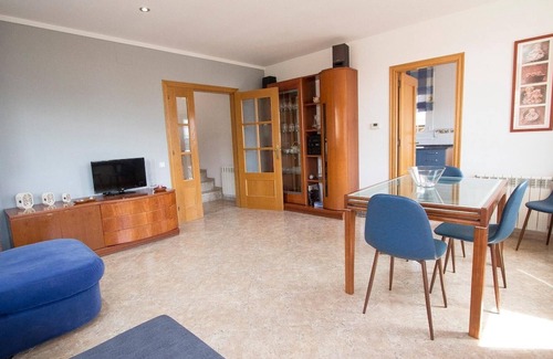 Torrelles de Llobregat Villa | Sonia Torrelles 561.565 Stunning Villa