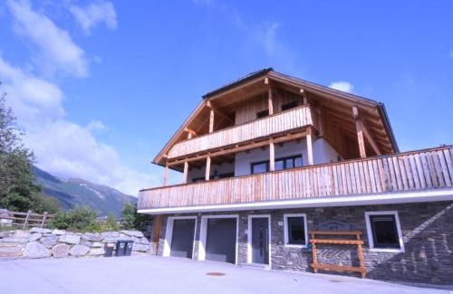 Mauterndorf Villa | Relax at Sonnenalm: 4-Star Retreat with Spa and Hot Tub
